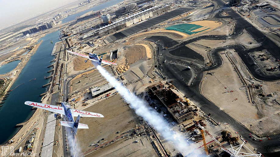 David Coulthard gets a Red Bull Air Race flight