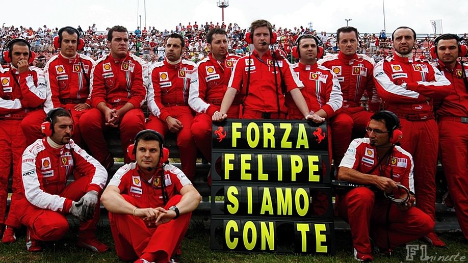 Rob Smedley leads a Ferrari tribute to Felipe Massa