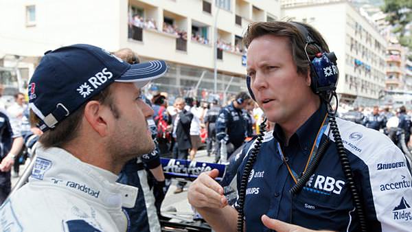 Rubens talks tech on the grid in Monaco