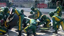 Team Lotus pitstop