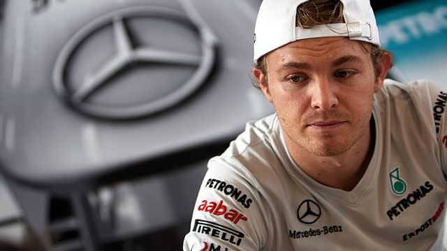 Nico Rosberg re-signs with Mercedes until end of 2013