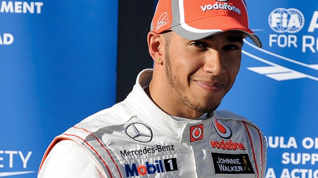 Lewis Hamilton takes first pole position of 2012 in Melbourne