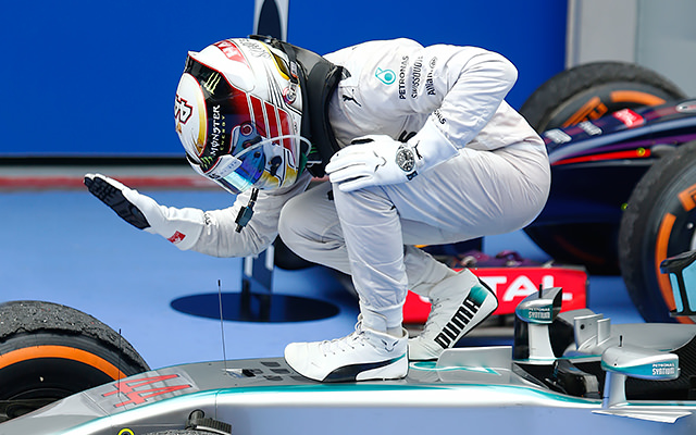 Hamilton's Malaysian GP win put Rosberg on notice