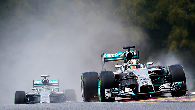 Rosberg narrows out Hamilton for pole position in Belgium