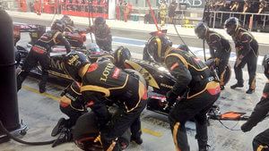 P15 at time of his 2.2secs pit stop