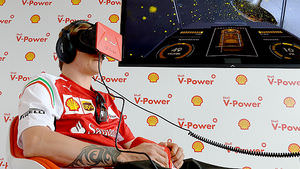 Kimi tries an Oculus VR for size