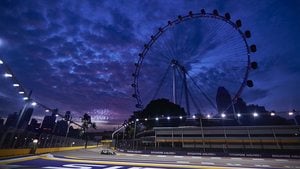 Rosberg leads final practice in Singapore