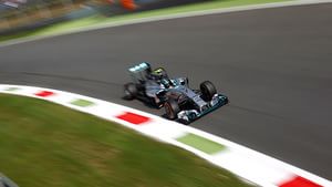 Rosberg puts his Mercedes on top in Monza