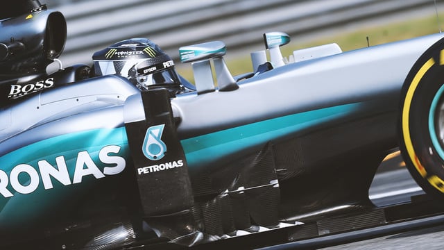 Mercedes dominate Monza free practice