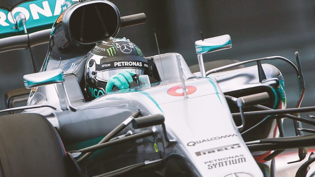 Rosberg wins as Vettel spins out in another Kvyat crash