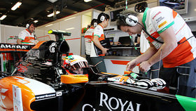 So far, the sessions in Australia haven't been going entirely smoothly for our teams and now they're getting to the real heart of the racing weekend. With the first pole position of the season up for grabs, and the first stab at getting a head start in the fight for the pole trophy, drivers need to put their struggles behind them and get ready to find some speed. One hour of qualifying awaits, with a few tyre tweaks. Drivers now have to start the race on their Q2 tyres, with the FIA hoping for more running in the final session.