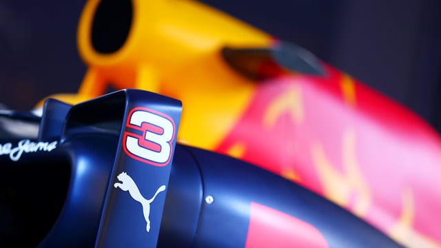 Red Bull reveal revised 2016 F1 livery