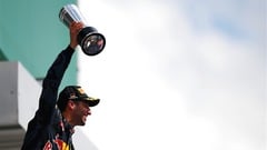Sidepodcast: Ricciardo pushes Mercedes to breaking point
