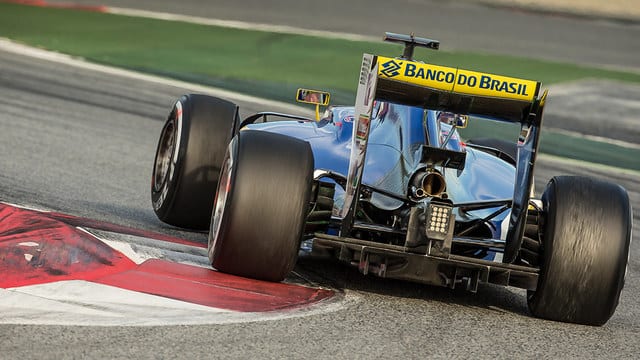 Sauber's 2016 car is unveiled and proves reliable